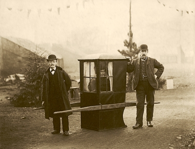 Sedan chair journey in 1895